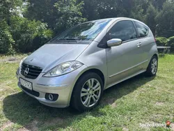 Srebrny Używany 2005 Mercedes A200 Hatchback | 14 999 zł