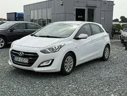 Biały Używany 2016 Hyundai i30 Hatchback | 34 900 zł (Uczciwa cena)