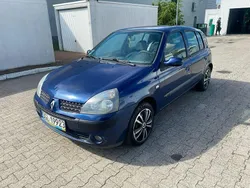 Niebieski Używany 2004 Renault Clio II Hatchback | 4999 zł (Dobra cena)