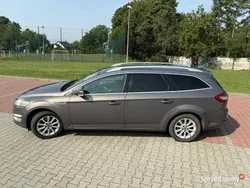 Beżowy Używany 2011 Ford Mondeo Kombi | 15 500 zł