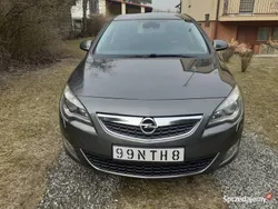 Szary Używany 2010 Opel Astra Hatchback | 22 900 zł (Uczciwa cena)