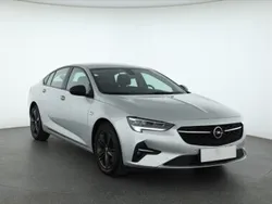 Srebrny Używany 2020 Opel Insignia Hatchback | 57 999 zł (Dobra cena)