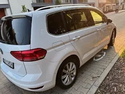 Biały Używany 2018 VW Touran Minivan | 70 000 zł (Drogi)