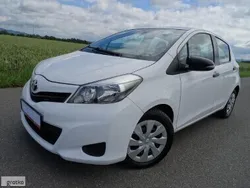 Biały Używany 2013 Toyota Yaris Hatchback | 25 900 zł (Uczciwa cena)