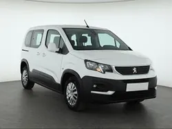 Biały Używany 2020 Peugeot Rifter Minivan | 46 999 zł (Uczciwa cena)