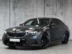 Frozen deep grey bmw individual metalizowany Używany 2024 BMW M5 Comfort Edition Sedan/Limuzyna | 664 900 zł (Uczciwa cena)