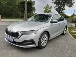 Srebrny Używany 2020 Skoda Octavia Ambition Hatchback | 67 500 zł (Uczciwa cena)