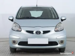 Srebrny Używany 2006 Toyota Aygo Hatchback | 9499 zł (Uczciwa cena)
