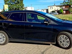 Czarny Używany 2015 Ford Focus Kombi | 29 900 zł (Uczciwa cena)