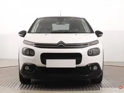 Biały Używany 2018 Citroën C3 PureTech Hatchback | 48 999 zł (Dość drogi)