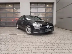 Czarny (metalik) Używany 2019 Mercedes A160 Hatchback | 74 900 zł