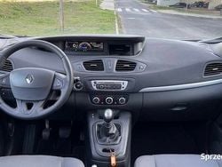 Srebrny Używany 2013 Renault Scénic III Minivan | 24 950 zł (Uczciwa cena)