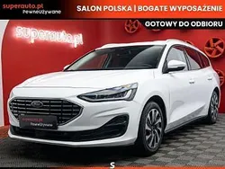 Biały Używany 2023 Ford Focus Titanium X Kombi | 91 900 zł (Dość drogi)