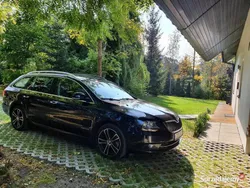 Czarny Używany 2014 Skoda Superb Kombi | 39 000 zł