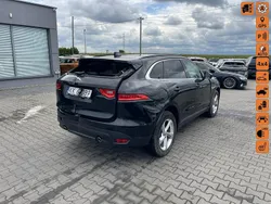 Czarny (metalik) Używany 2018 Jaguar F-Pace SUV | 42 900 zł