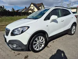 Biały (metalik) Używany 2015 Opel Mokka SUV | 36 800 zł (Uczciwa cena)