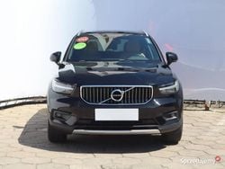 Czarny Używany 2020 Volvo XC40 SUV | 114 999 zł (Dość drogi)