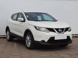 Biały Używany 2016 Nissan Qashqai SUV | 45 999 zł (Dobra cena)