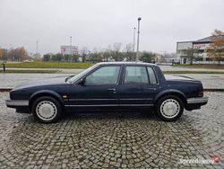 Granatowy Używany 1990 Cadillac Seville Sedan/Limuzyna | 22 000 zł