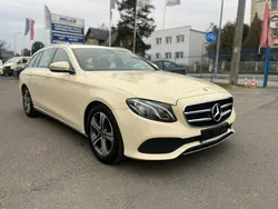 Kremowy Używany 2019 Mercedes E220 Sedan/Limuzyna | 57 000 zł