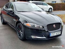 Czarny Używany 2013 Jaguar XF Luxury Sedan/Limuzyna | 49 900 zł (Uczciwa cena)