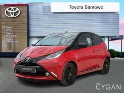 Czerwony Używany 2017 Toyota Aygo X-cite Hatchback | 37 900 zł (Dość drogi)