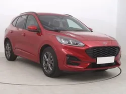 Czerwony Używany 2022 Ford Kuga SUV | 93 999 zł
