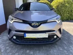 Szary Używany 2019 Toyota C-HR SUV | 74 900 zł (Dość drogi)