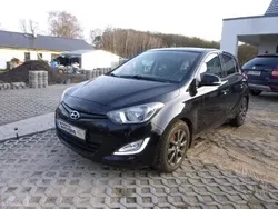 Czarny Używany 2014 Hyundai i20 Hatchback | 22 900 zł