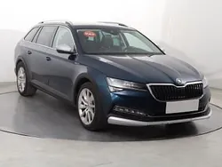 Niebieski Używany 2020 Skoda Superb Kombi | 95 999 zł (Drogi)