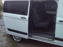 Biały Używany 2019 Ford Transit Kombi | 70 000 zł (Uczciwa cena)