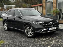 Czarny (metalik) Używany 2024 Mercedes GLC200 SUV | 205 900 zł (Super Cena)