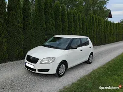 Biały Używany 2008 Skoda Fabia Hatchback | 8800 zł (Dość drogi)