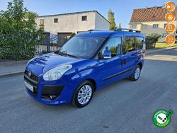 Niebieski Używany 2011 Fiat Doblò Minivan | 24 999 zł (Uczciwa cena)