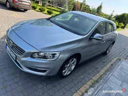 Srebrny Używany 2014 Volvo V60 Kombi | 27 900 zł (Uczciwa cena)