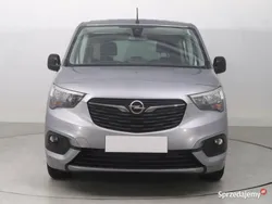 Srebrny Używany 2021 Opel Combo Minivan | 58 999 zł