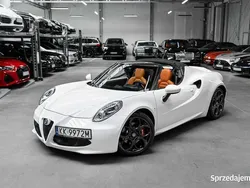 Biały Używany 2016 Alfa Romeo 4C Spider Kabriolet | 379 000 zł
