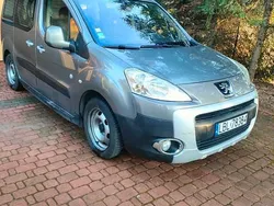 Używany 2009 Peugeot Partner Tepee Minivan | 23 000 zł