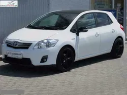 Biały Używany 2012 Toyota Auris Hybrid Hatchback | 47 900 zł (Uczciwa cena)