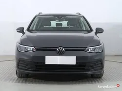 Srebrny Używany 2022 VW Golf VIII Kombi | 69 999 zł (Uczciwa cena)