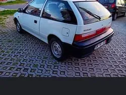 Biały Używany 1993 Suzuki Swift Hatchback | 9900 zł