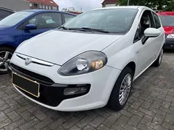 Biały Używany 2011 Fiat Punto Evo Life Hatchback | 13 900 zł