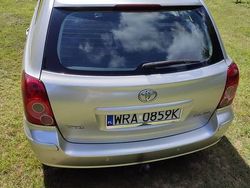 Srebrny Używany 2006 Toyota Avensis Kombi | 12 800 zł (Uczciwa cena)