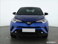 Niebieski Używany 2017 Toyota C-HR SUV | 68 999 zł (Uczciwa cena)