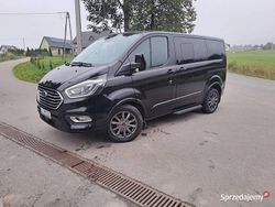 Czarny Używany 2020 Ford Tourneo Titanium Minivan | 109 000 zł