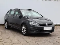 Szary Używany 2018 VW Golf VII Kombi | 33 999 zł (Uczciwa cena)