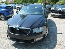 Czarny Używany 2012 Skoda Superb Kombi | 14 900 zł