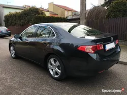 Szary Używany 2013 Honda Accord Sedan/Limuzyna | 36 900 zł (Uczciwa cena)
