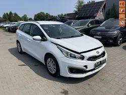 Biały (metalik) Używany 2018 Kia Ceed 2 Kombi | 23 900 zł