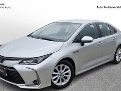 Srebrny Używany 2021 Toyota Corolla Comfort Sedan/Limuzyna | 82 900 zł (Uczciwa cena)